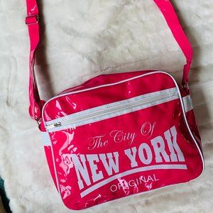 ROBIN RUTH - New York Pink Book Bag